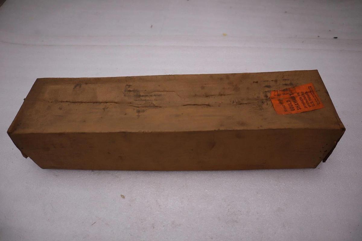 Used SHAWMUT A6Y600-3 FUSE (AS PICTURED) - NEW IN BOX - STOCK 5817A