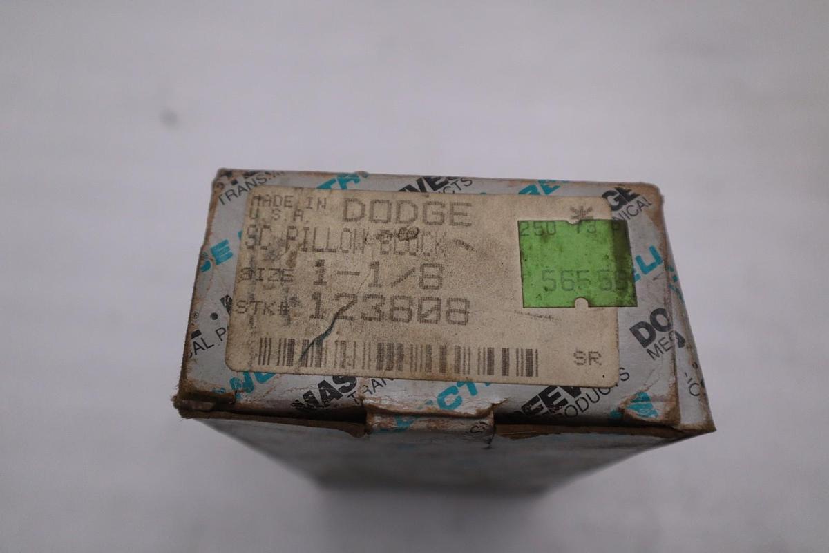 Used NEW OPEN BOX Dodge SC Pillow Block Bearing 1 1/8 Inside 123808 STK CC125