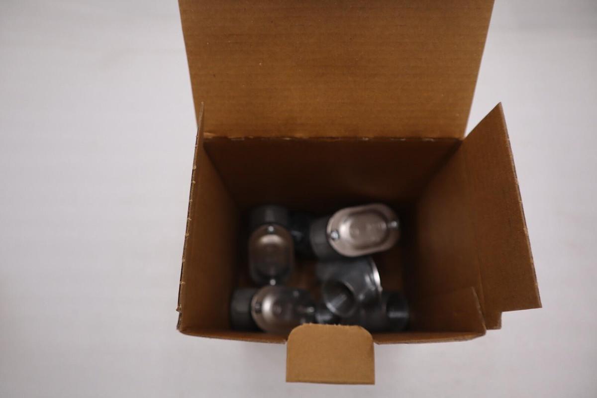 New Emerson HL-750 Conduit Fittings 3/4" 90 degree Pack of 10 STOCK H288