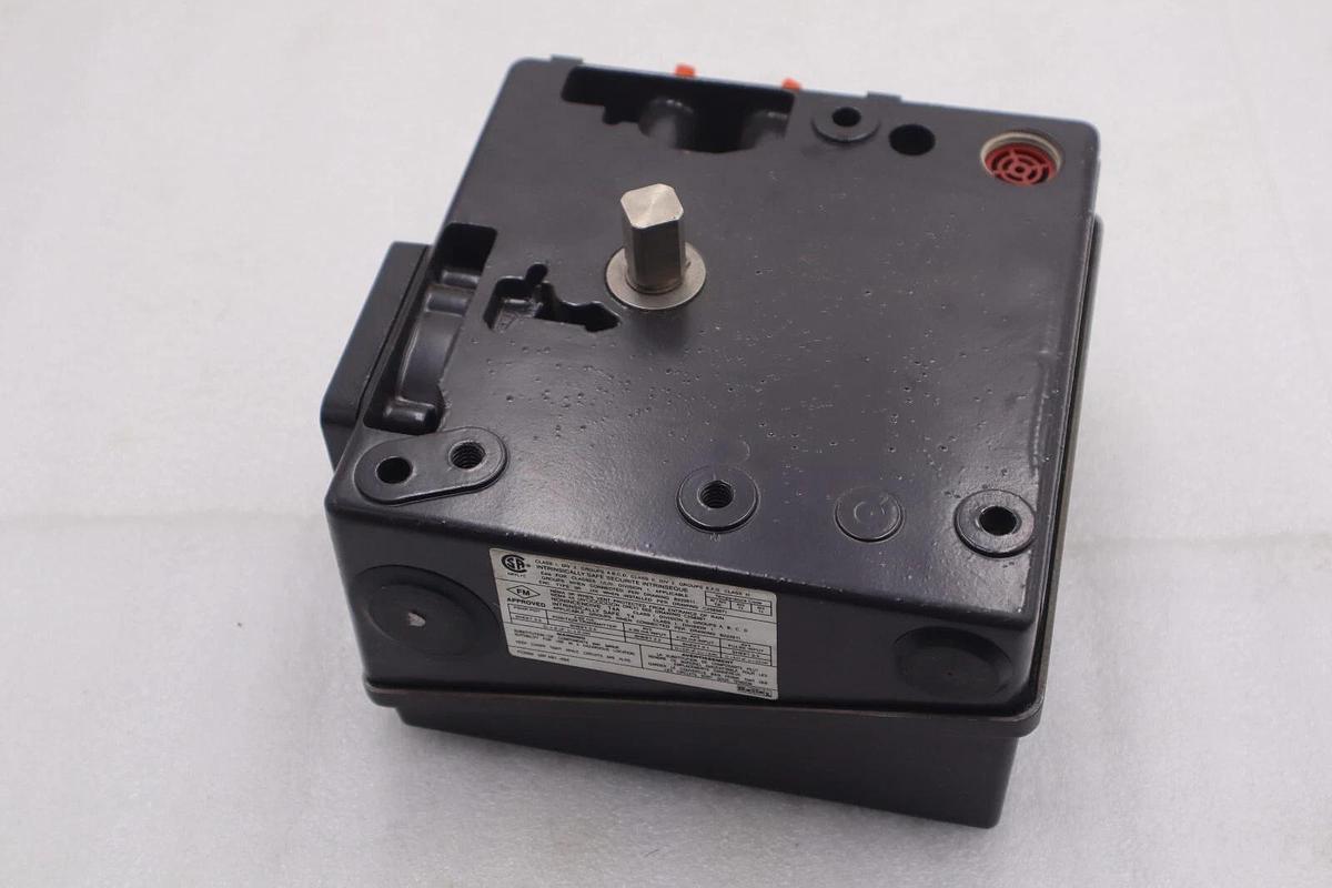 Used Bailey AV232001 I/P Positioner Pneumatic 150 psi max CSQ STOCK 2468