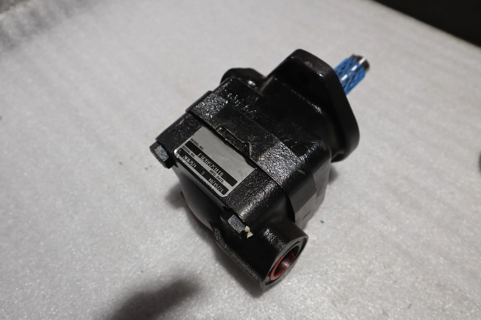 Used Vickers F3V201S7S1A11L - Hydraulic Pump - STOCK SGF73