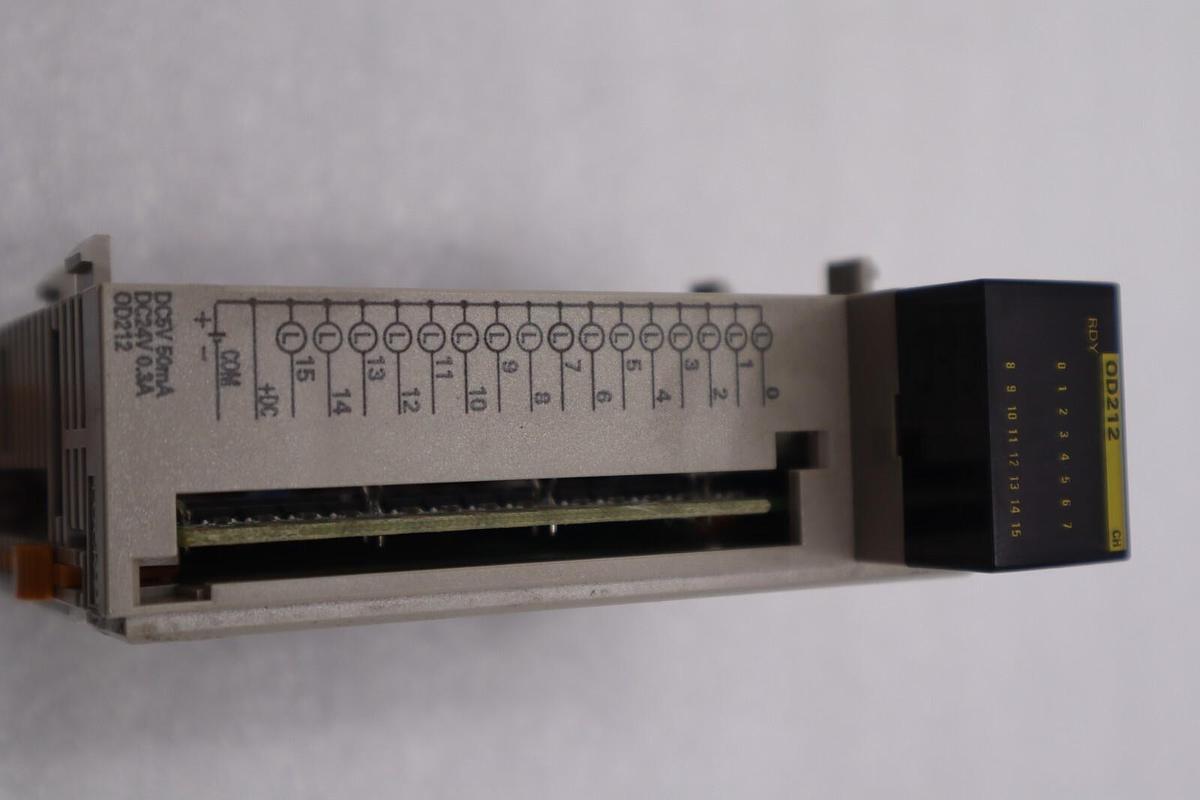 Used OMRON OUTPUT UNIT CQM1-0D212 STOCK L-510-C