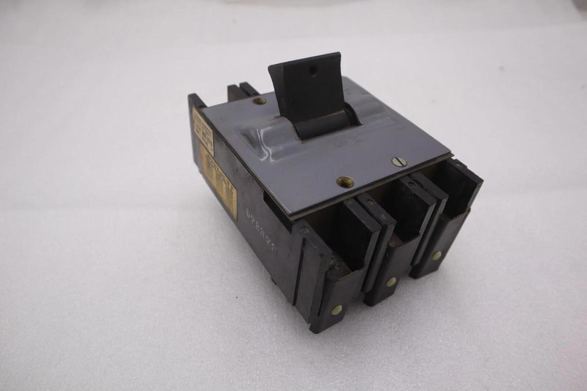 Used Square D MH-370 70 Amp 3 Pole Plug in Circuit Breaker STOCK B-617