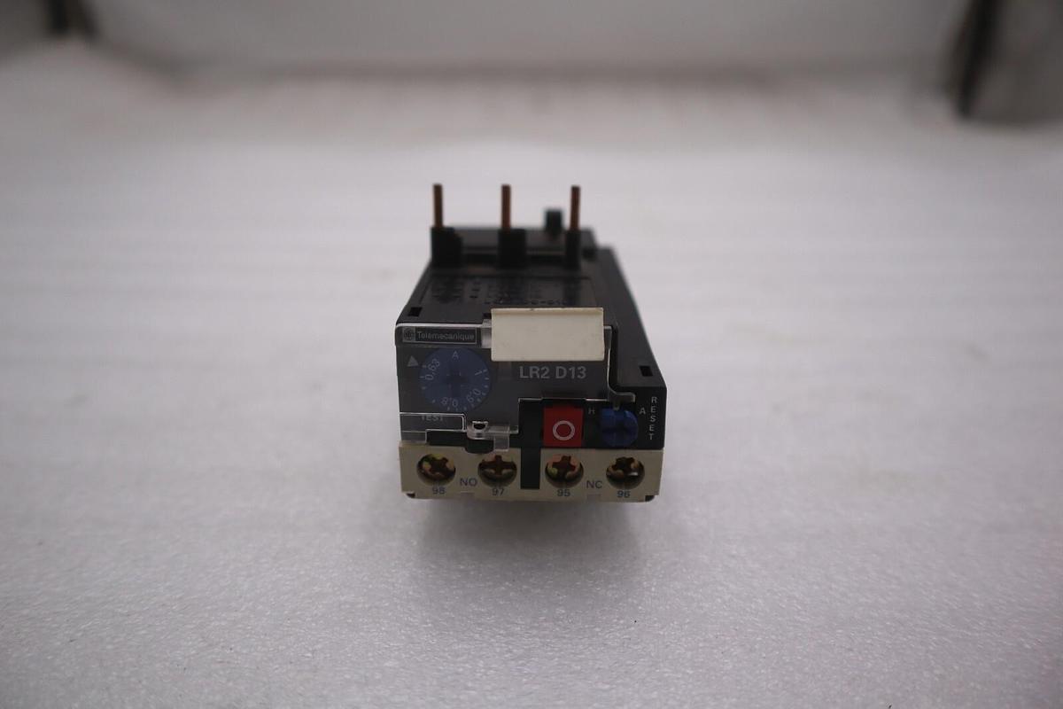 Used SCHNIDER LR2-D1305 THERMAL OVERLOAD RELAY STOCK #K-3671