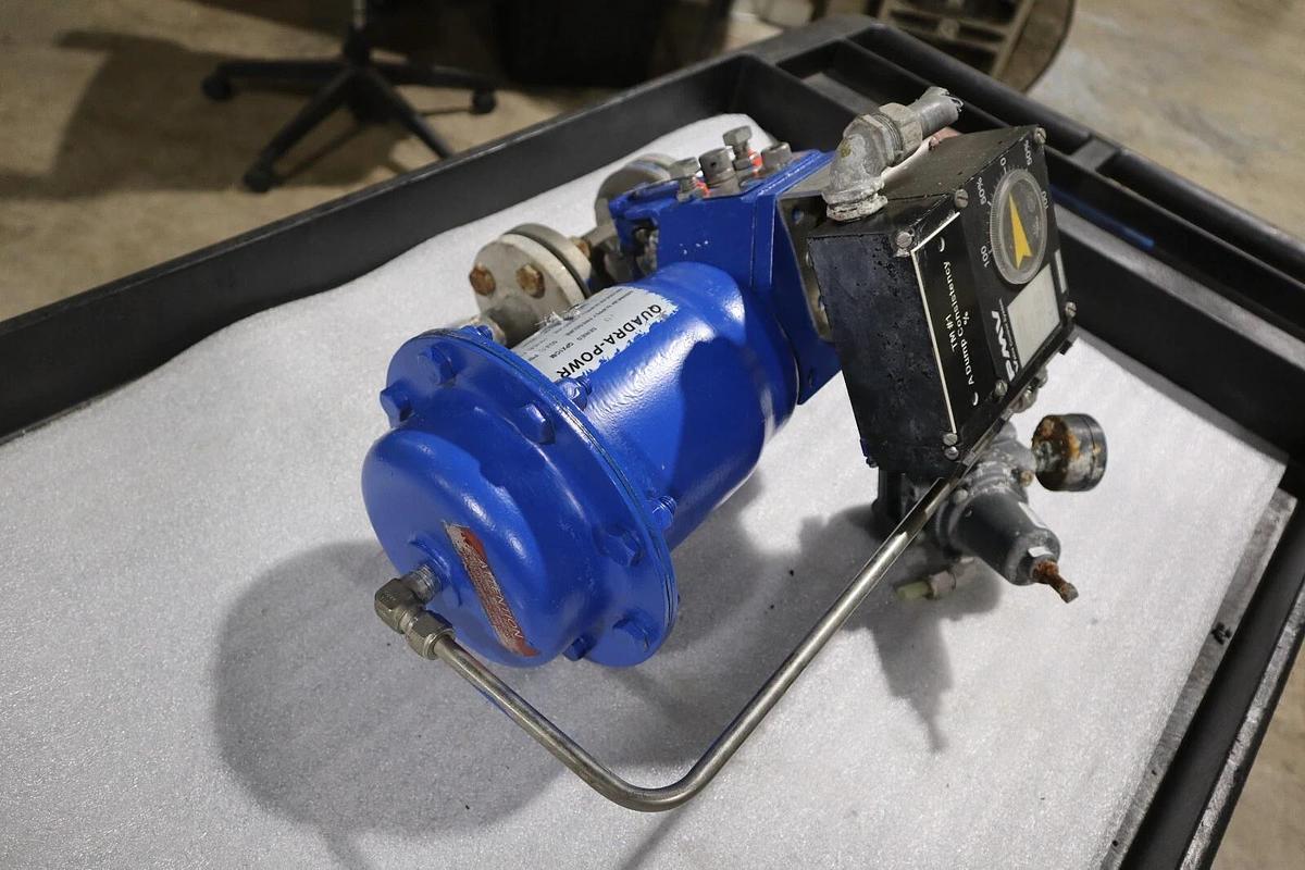 Used 1" Jamesbury Stainless Ball Valve QUADRA-POWR II STOCK S-620