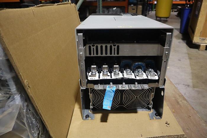 NEW ALLEN-BRADLEY 20G1AND156AN0NNNNN POWERFLEX 755 125HP 3PH AC DRIVE STOCK 5242