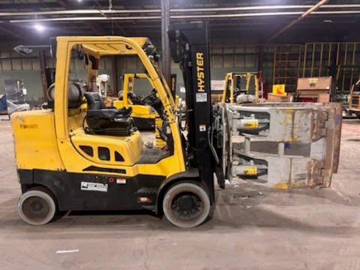 Used 12,000 HYSTER MODEL S120FTPRS LH92"/RH185" WITH 72" CASCADE PAPER ROLL CLAMP