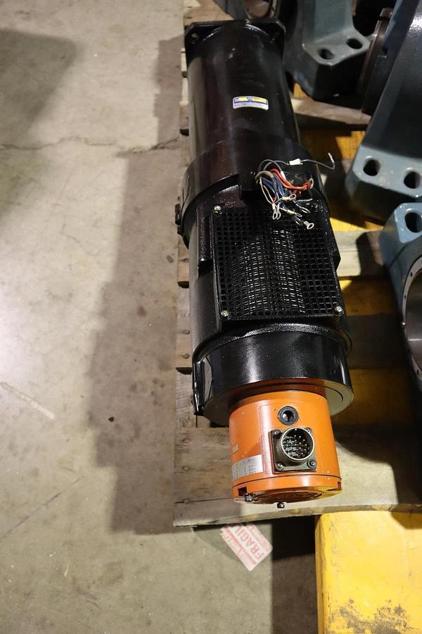 Sanyo Denki CN-3000HT-10C4 Servo Motor 550kg-cm 1000rpm 125v-dc STOCK HP101