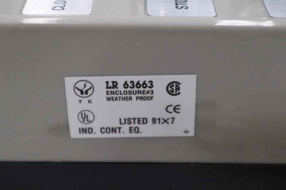 LR 63663 Enclosure #3 4Button Surface Mount Control Station STK H520A