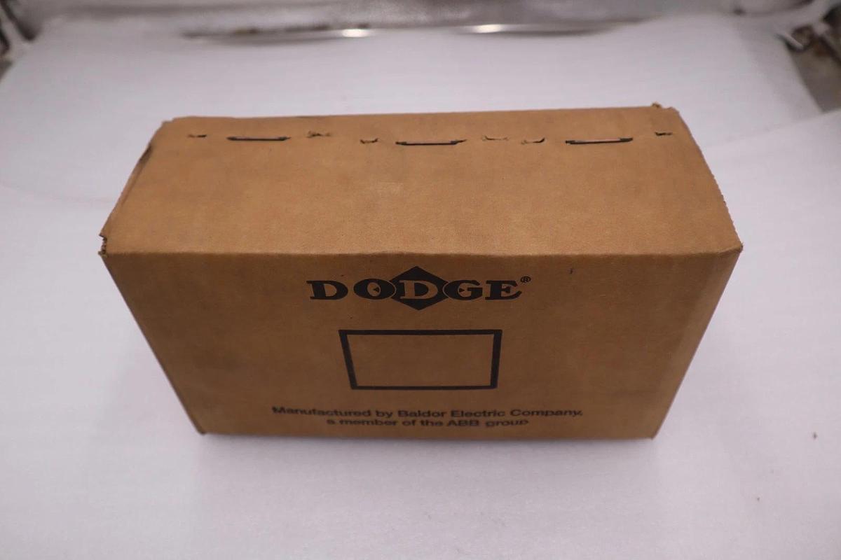 Used DODGE 057211 CHS2USN209M SPHERICAL ROLLER BEARING - STOCK GF741