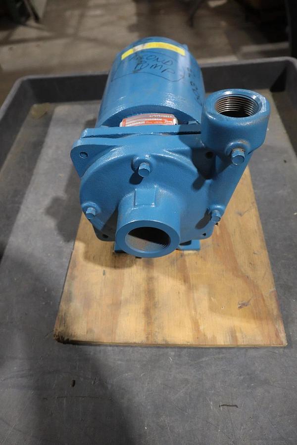 Used CIRCULATION BURKS G5 PUMP 33G5-1-1/4  230-440V 1/3 HP  3 PHASE - STOCK M-25CC