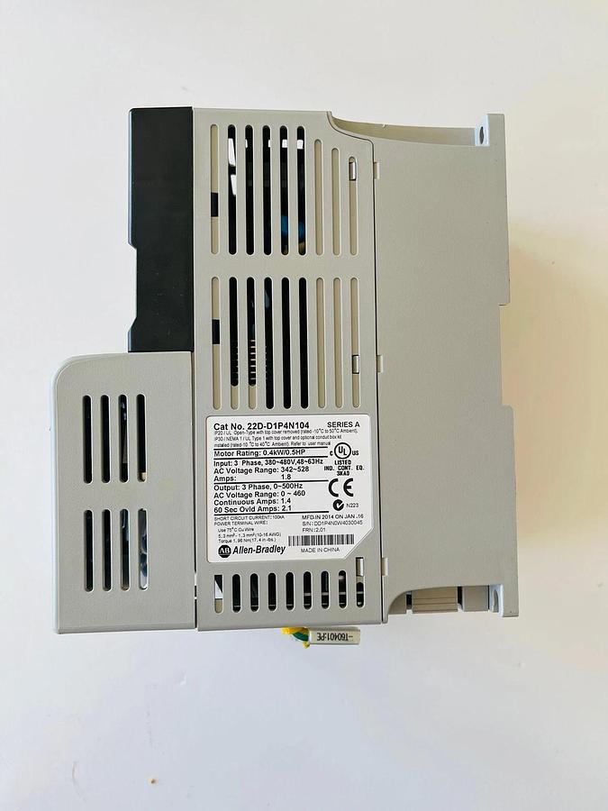 Used Allen Bradley 22D-D2P3N104 POWERFLEX-40 AC DRIVE 1.0HP #K-619