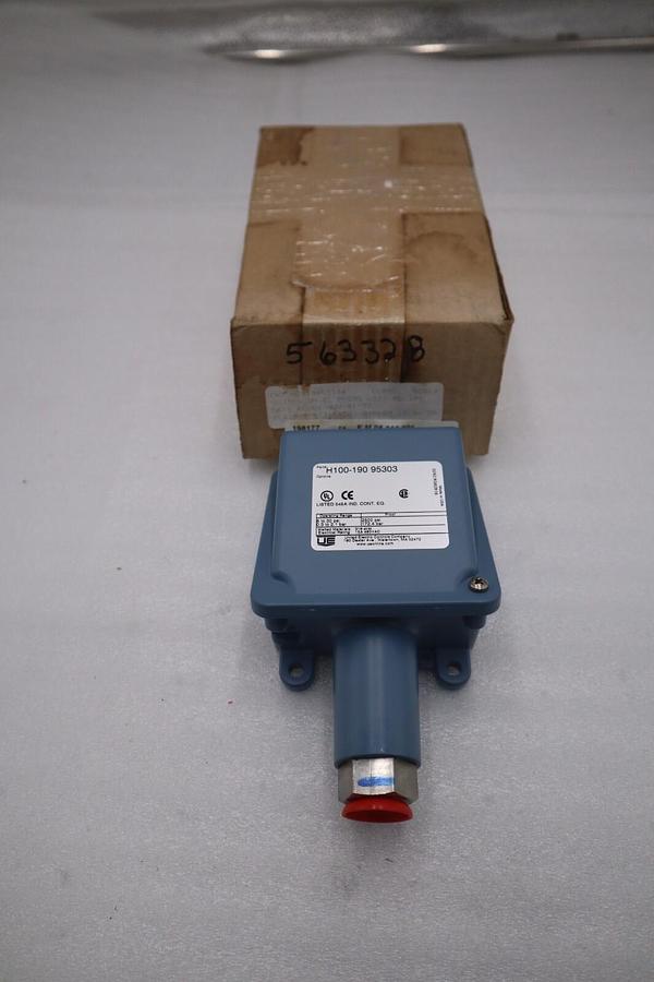 Used UNITED ELECTRIC H100-190-95303 / H10019095303 NEW UNIT STOCK G545A