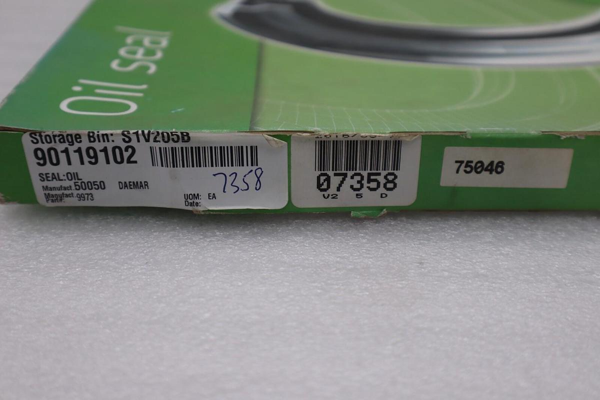 NEW IN BOX SKF Oil Seal 75046 Double Lip Oil Seal STOCK 5645A