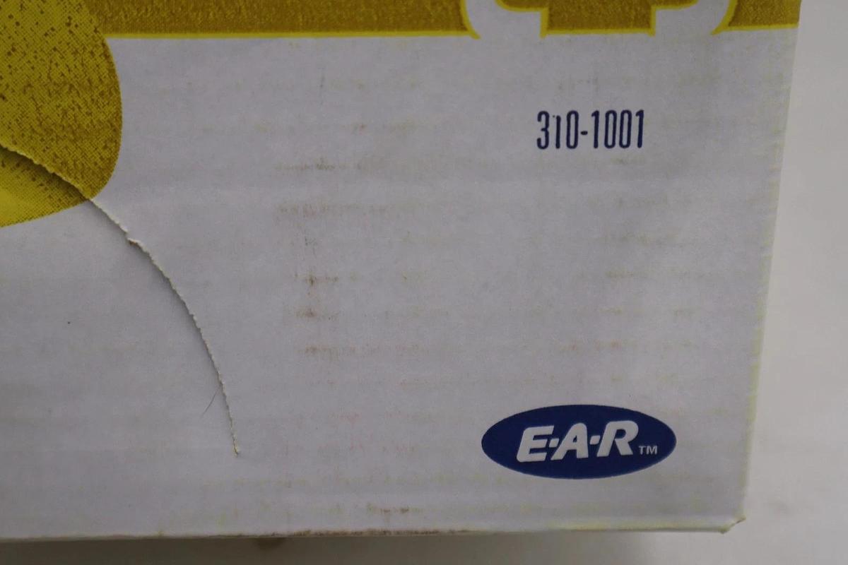 Used Case of 200 - 3M Classic Earplugs NRR 29 Class 4 Uncorded - STOCK SGF89