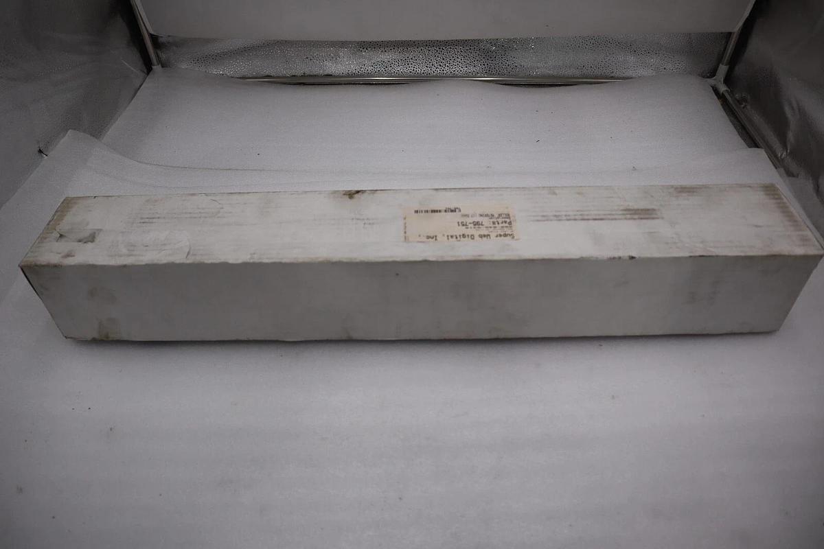 Used NEW SUPERWEB INK DISTRIBUTOR ROLLER 795-751/ 48485 STOCK W-43