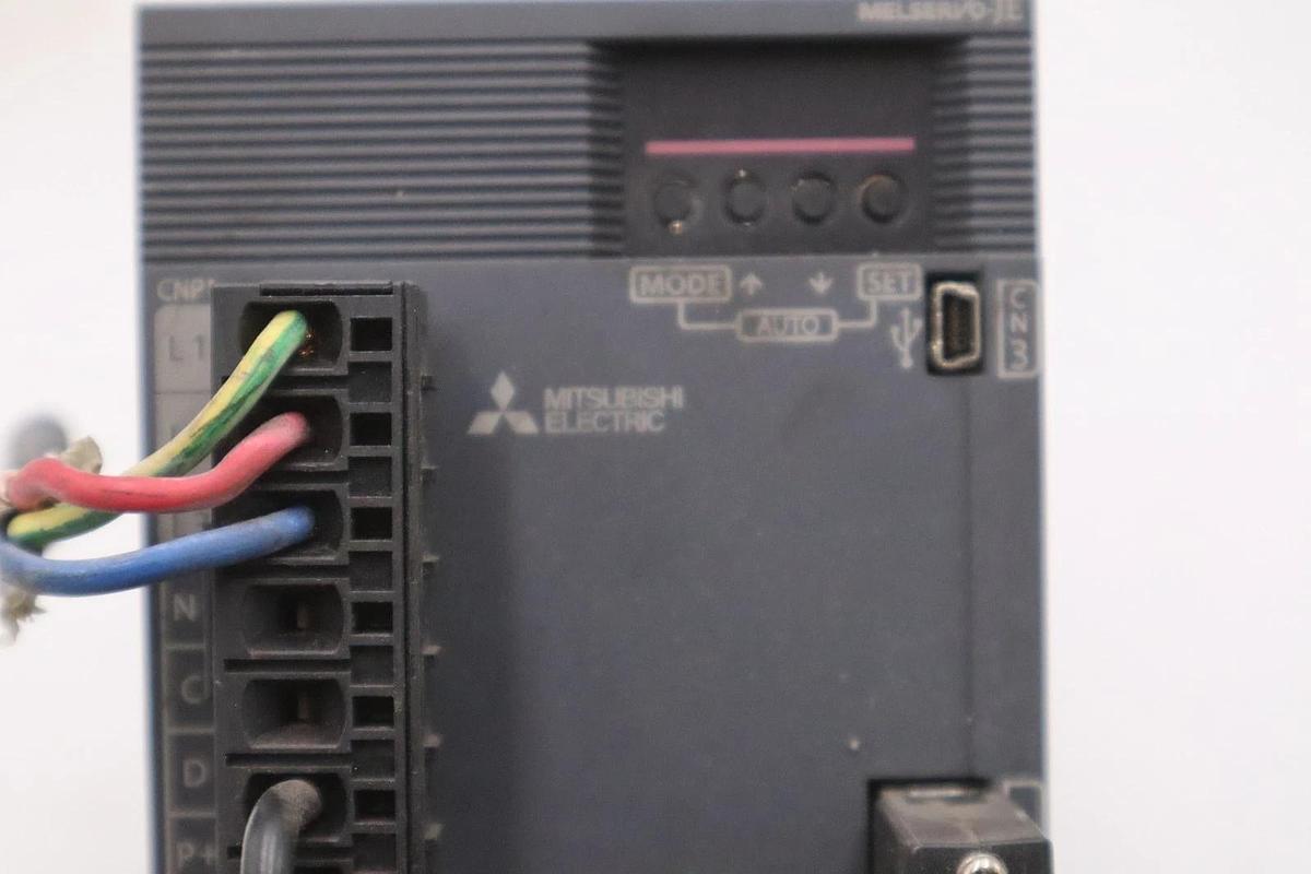 Used Mitsubishi MR-JE-200A Servo Drive STOCK CC140