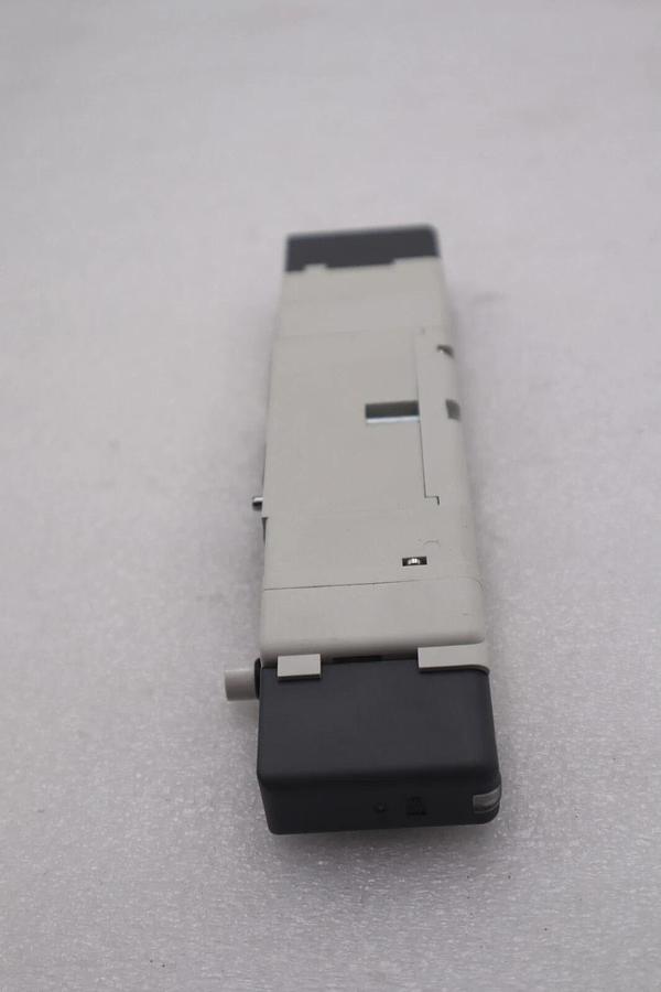 NEW SMC VSS8-4-FJG-D-3VZ STOCK 2737