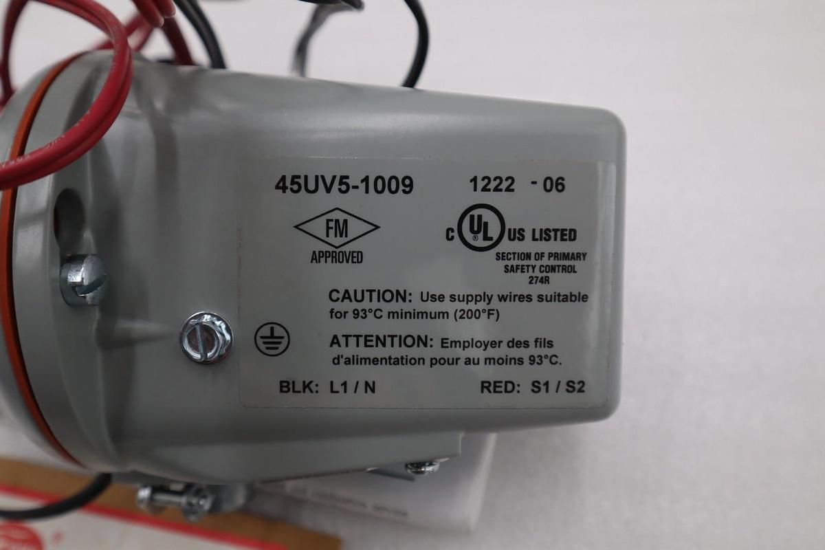 Used Fireye 45UV5-1009 UV Scanner NEW OPEN BOX STK GF145