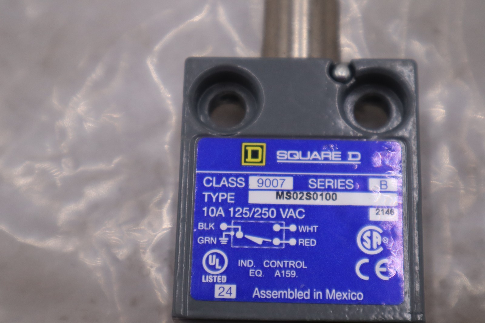 SQUARE D 9007-MS02S0100 SER. B LIMIT SWITCH 10AMP - STOCK GF1054A