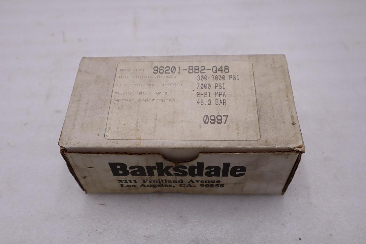 Barksdale 96201-BB2-Q48 Pressure Switch - NEW IN BOX - STOCK 5825A