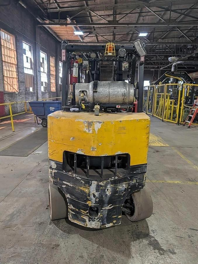 Used 12,000 POUND YALE GC120VXPRS FORKLIFT WITH 72" SPLIT FRAME BOLZONI CLAMP 2 STAGE