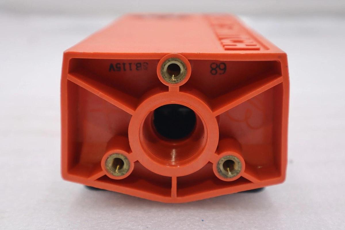 Micro Switch FE-MLS-8B Modulated Photoelectric Control NEW OPEN BOX STOCK L-426C