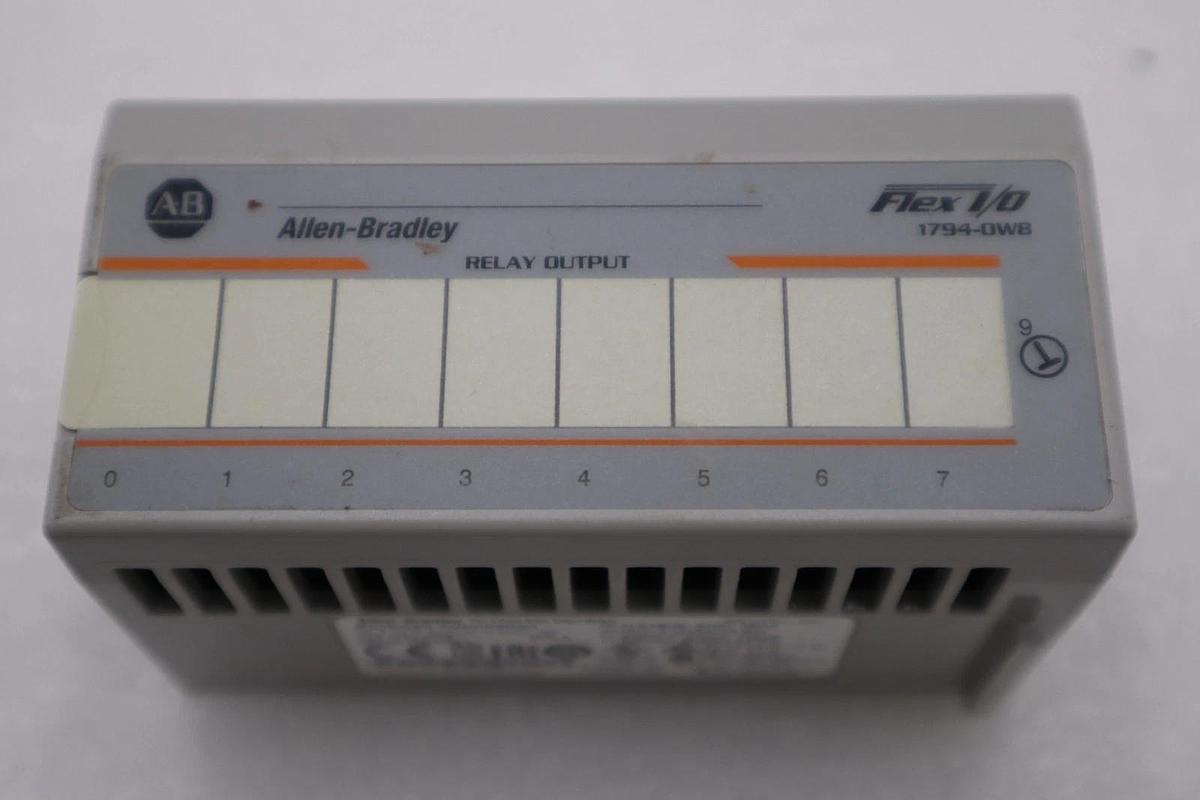 NEW OPEN BOX AB Allen Bradley 1794-OW8 Relay Contact Output Module STK H1245A