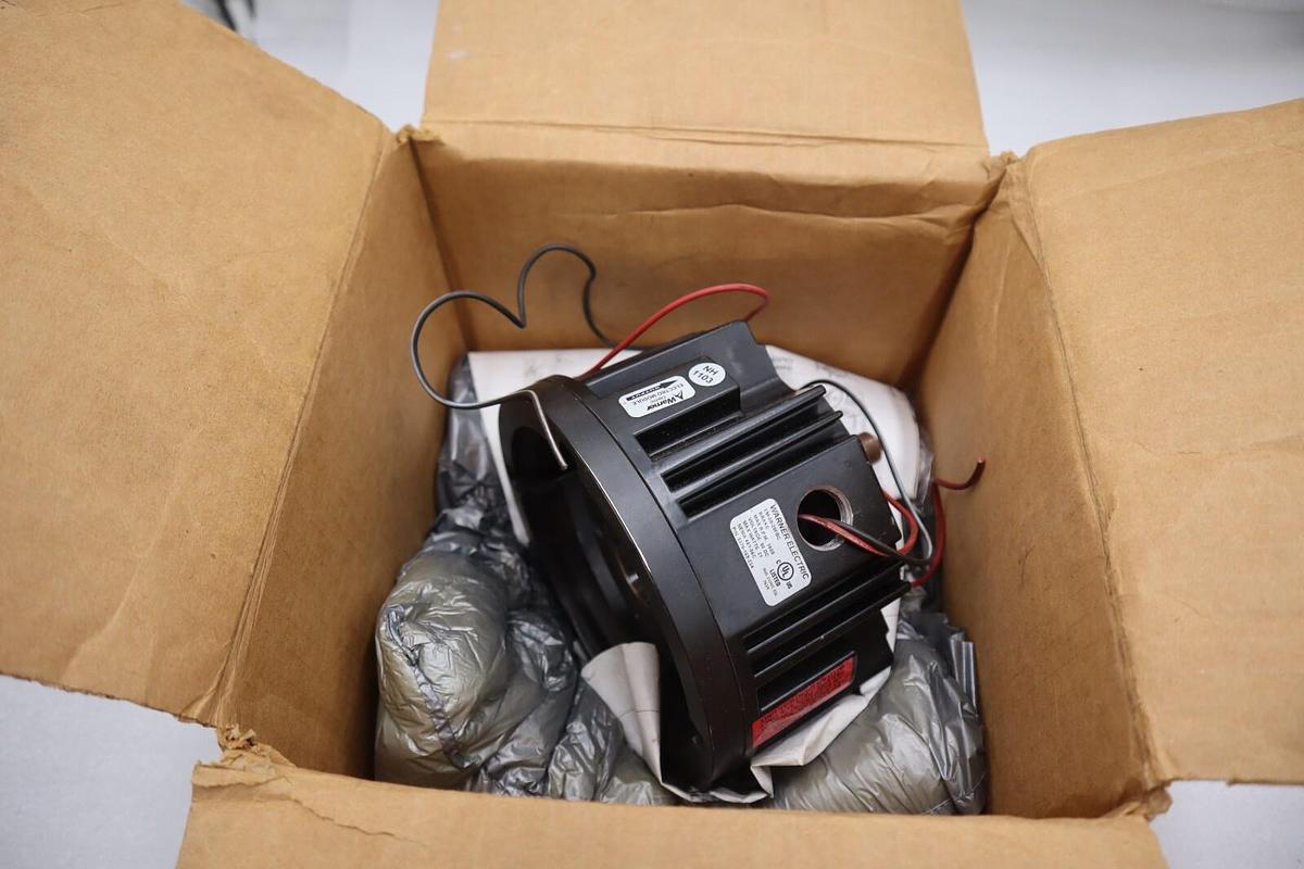 NEW WARNER ELECTRIC EM-50-20FBC BRAKE MODULE STOCK 2300-D
