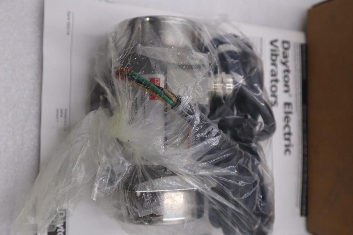 NEW DAYTON 1DYN5A Electric Motor Vibrator 115 VAC 3600 RPM Single Phase #H190