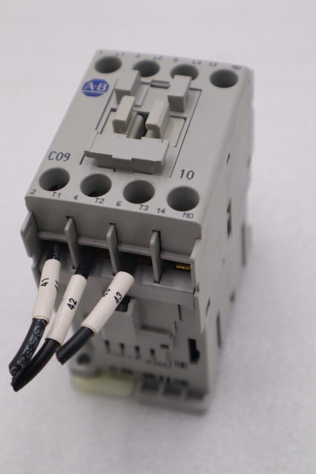 Used Allen-Bradley 100-C09*10 Series A CONTACTOR STOCK L-467C