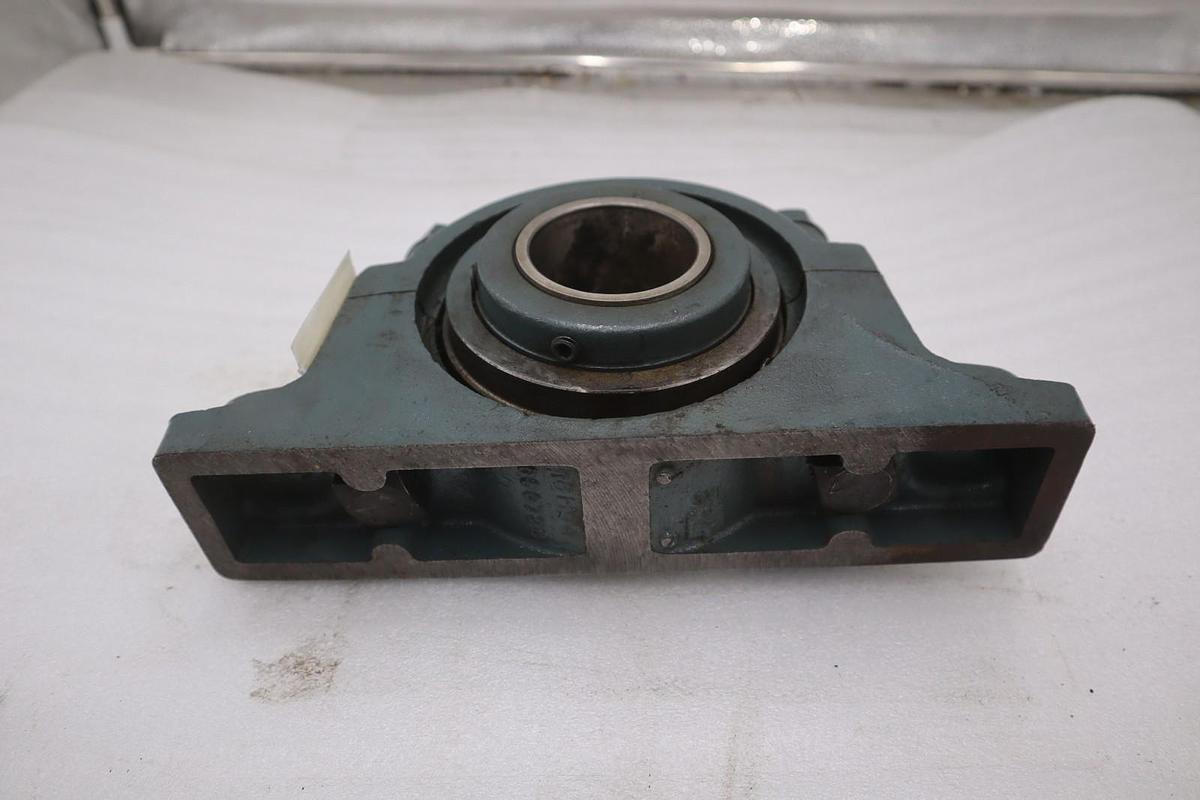 Used Dodge 023339 P2B-DI-203R Double Interlock Pillow Block Bearing Unit STOCK CC-60