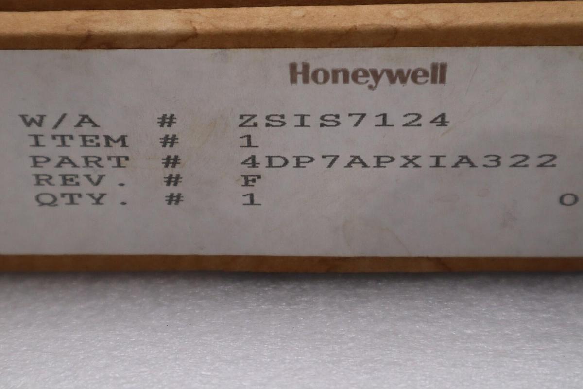 NEW Honeywell 4DP7APXIA-322 / 51302951 Analog Input Module STOCK G53