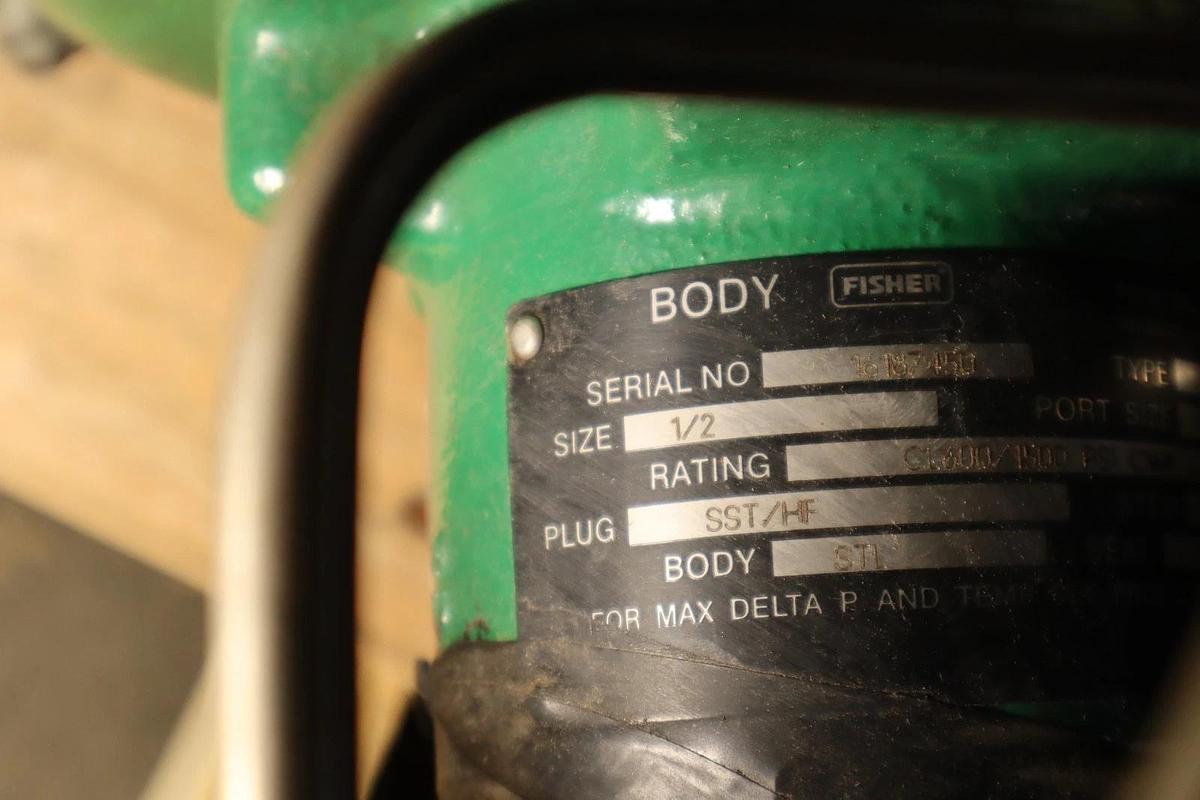 Used Fisher Control Valve Size 1/2 With Type EZ Pneumatic Actuator