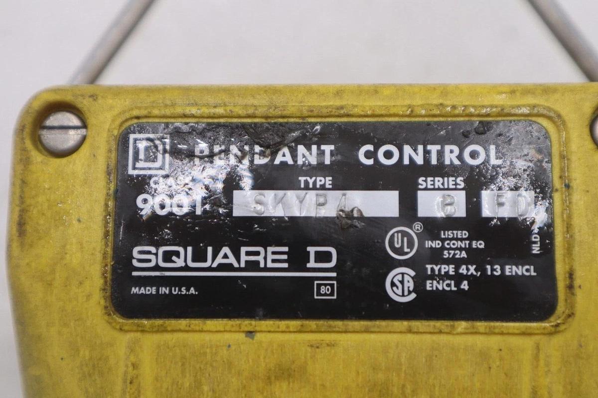 Used SQUARE D PENDANT CONTROLLER SKYP4 STOCK #4702