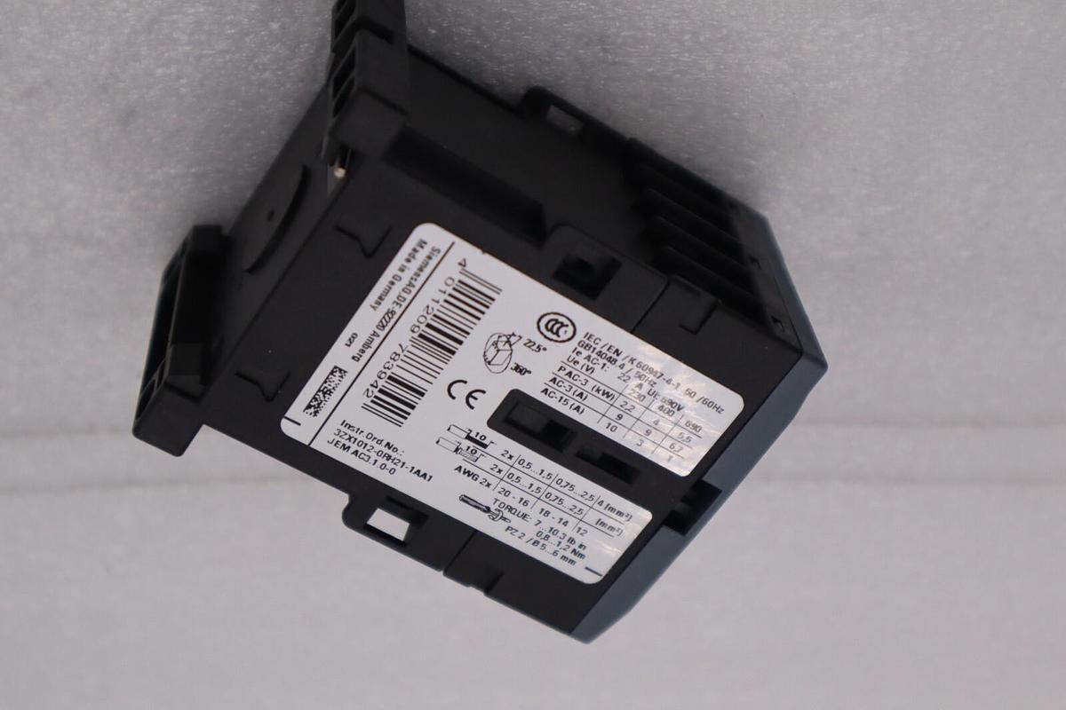 Used SIEMENS 3RT2016-1BB41-0CC0 CONTACTOR L-402-C