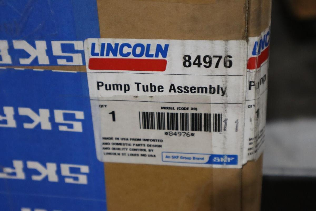 Used LINCOLN INDUSTRIAL 84976 PUMP TUBE ASSEMBLY NEW IN BOX STOCK H781