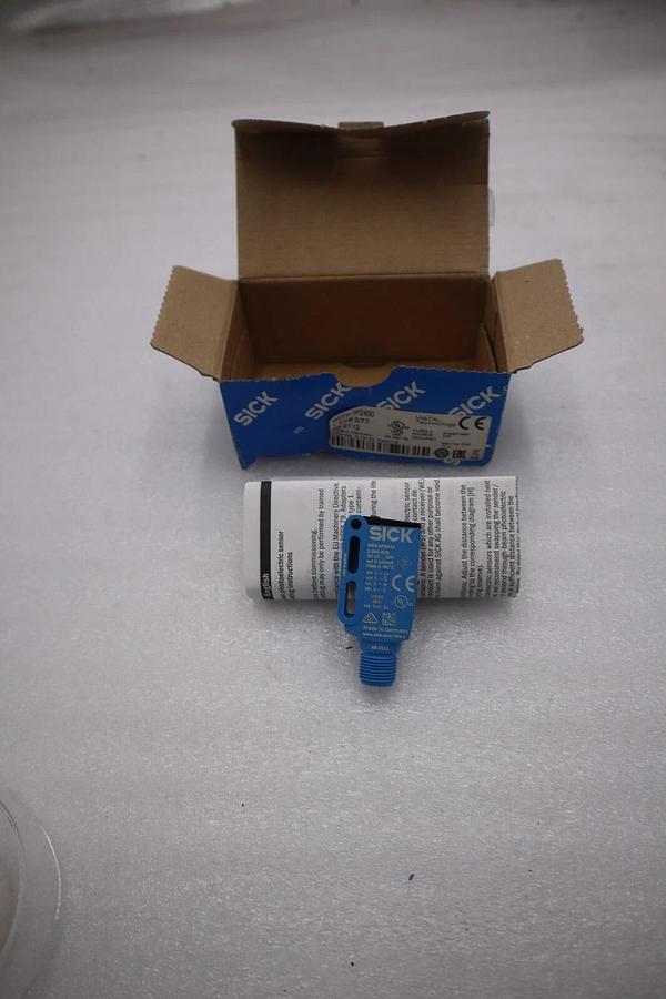 Used NEW SICK WSE9-3P2430 / WSE93P2430 1049077 SENSOR STOCK H635A