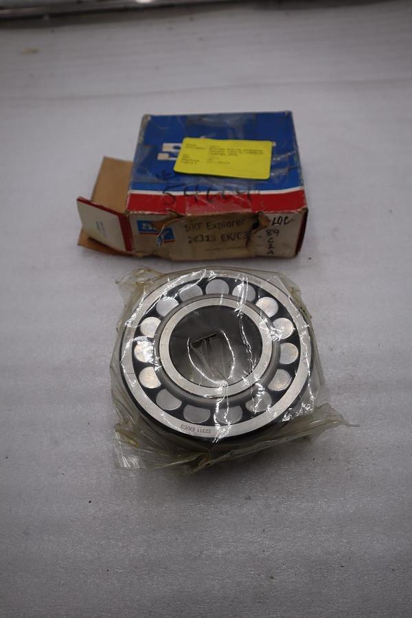 Used NEW OPEN BOX SKF 22311 EK/C3 Spherical Roller Bearing STK CC268