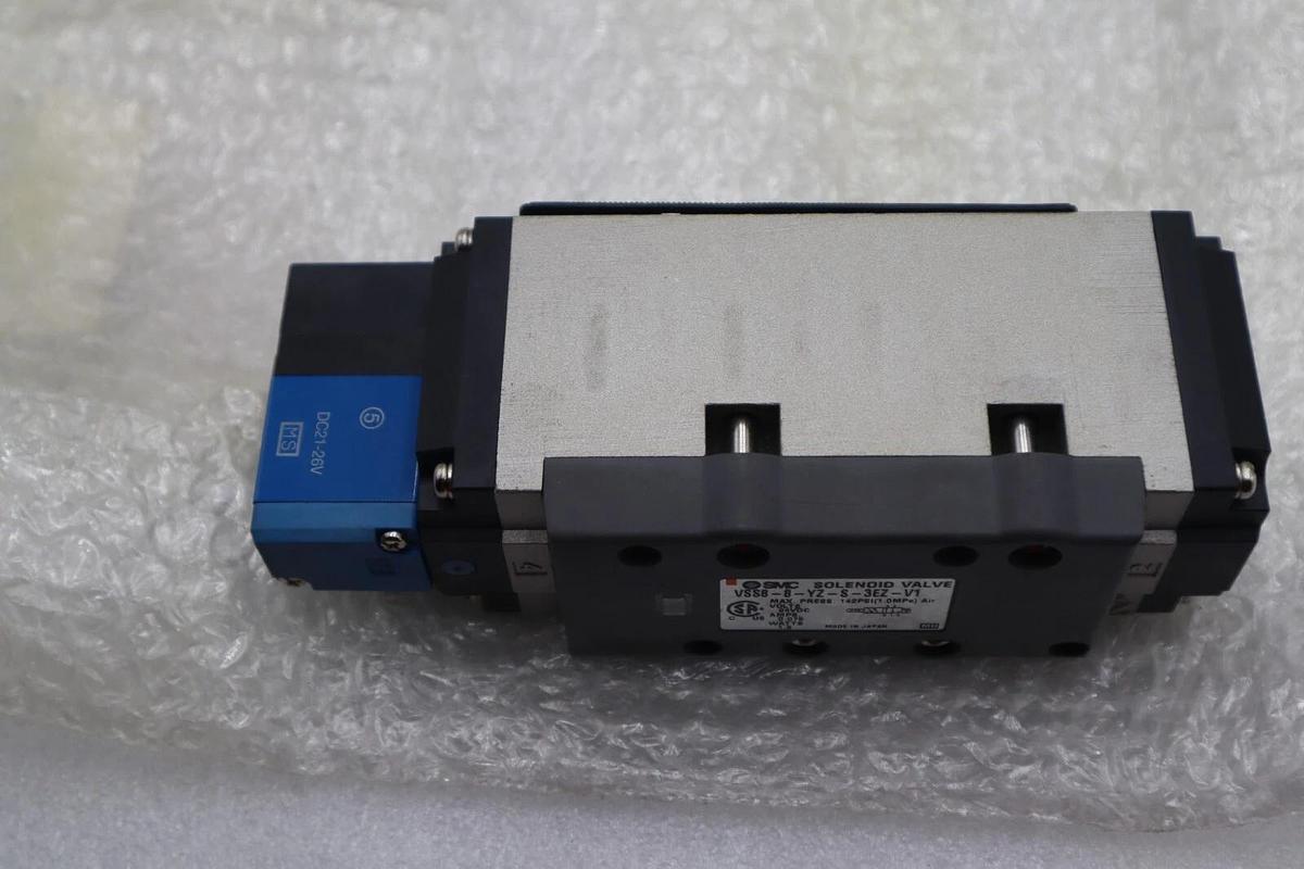 Used SMC VSS8-8-YZ-S-3EZ-V1 SOLENOID VALVE NEW STOCK #K-1206A