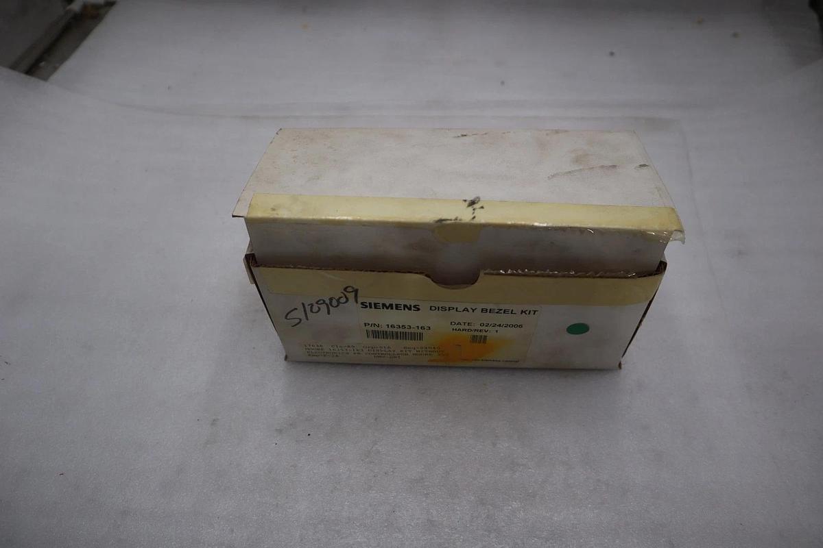 Used Siemens Moore Display Bezel Kit 16353-163 - NEW IN BOX - STOCK GF874