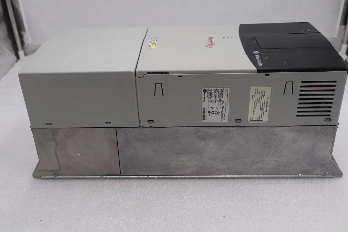 NEW ALLEN BRADLEY 20BD040A0AYNANC0 POWERFLEX 700 DRIVE VFD 30 HP 480 V STK 3121