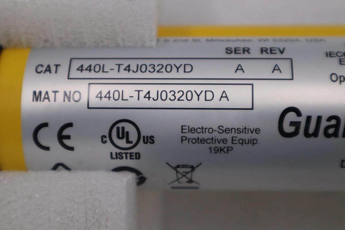 Used NEW Allen Bradley 440L-T4J0320YD Bulletin Safety Light Curtain STOCK H191