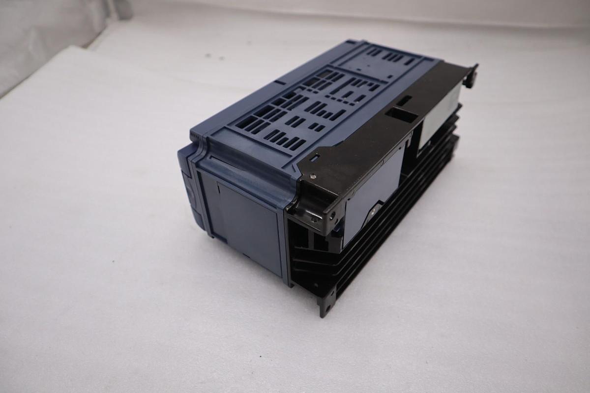 Used Fuji Electric FRN0.75H1S-2HT Inverter STOCK 2894A