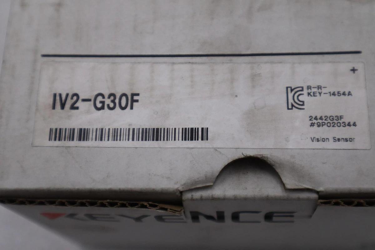 Used KEYENCE VISION SENSOR AMPLIFIER  IV2-G30F NEW IN BOX STOCK GF-95
