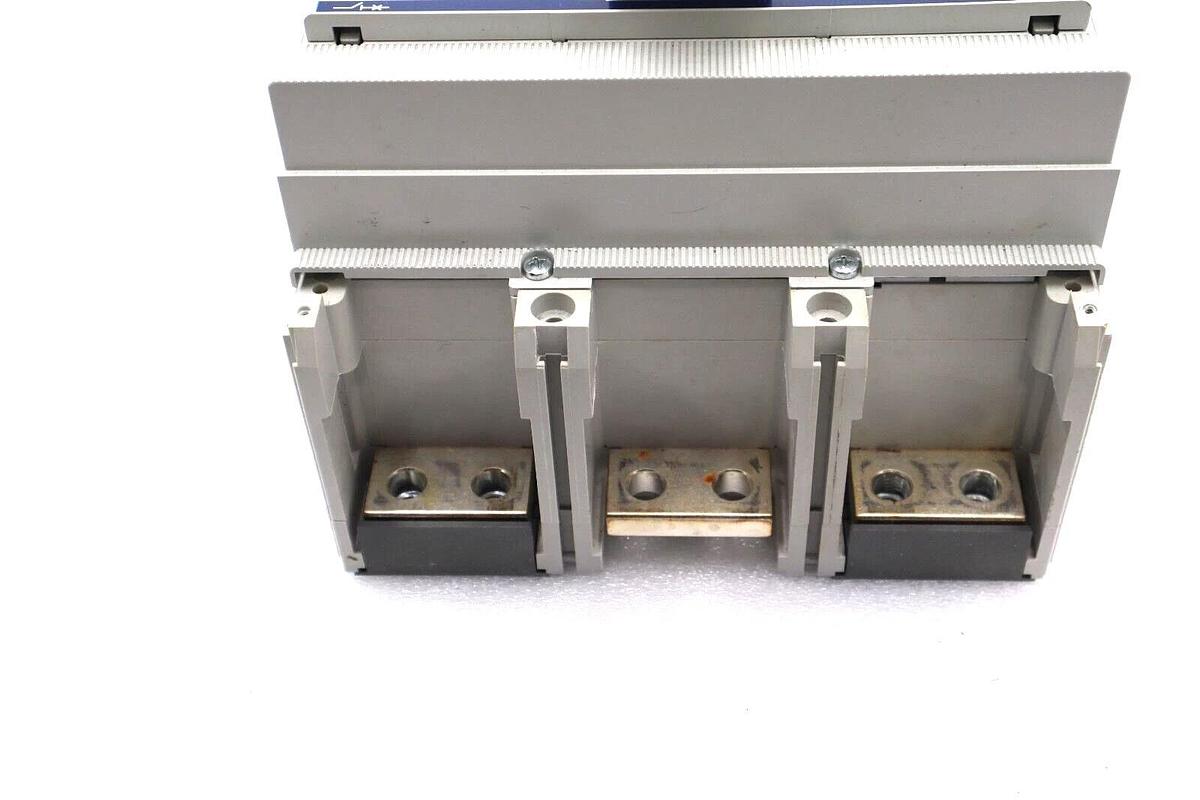 Used ALLEN BRADLEY 140G-N6I3-E12-Z1 MOTOR CIRCUIT PROTECTOR STOCK 2185