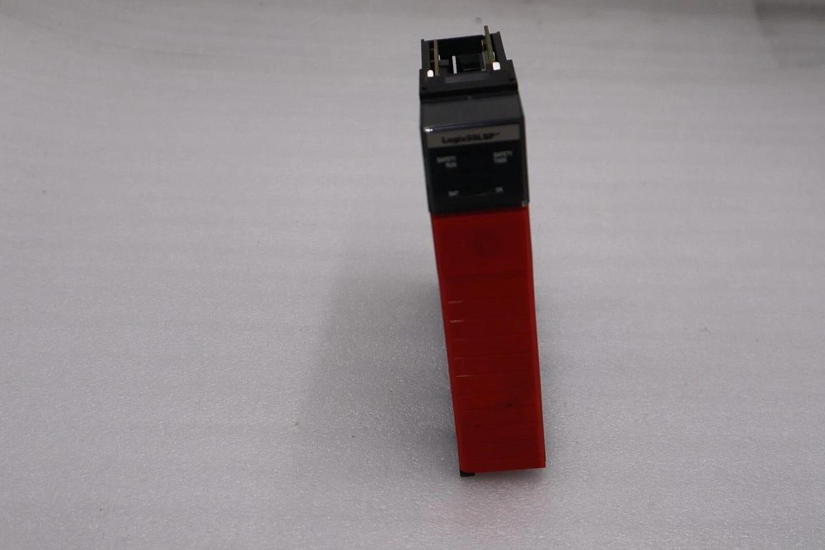 Used ALLEN BRADLEY 1756-LSP SERIES B GUARDLOGIX PROCESSOR STOCK 853C