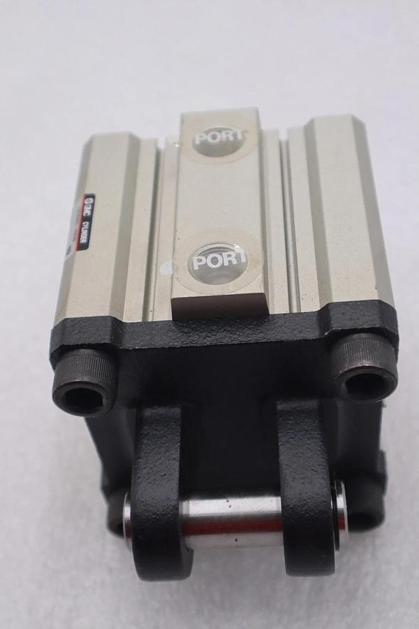 SMC CQ2D80-40DM Compact Cylinder NEW OPEN BOX STOCK K-2438