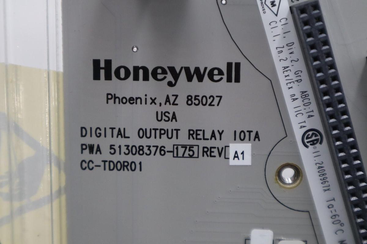 NEW Honeywell CC-TD0R01/ 51308376-175 Rev.A1 Digital Output Relay STOCK G193A