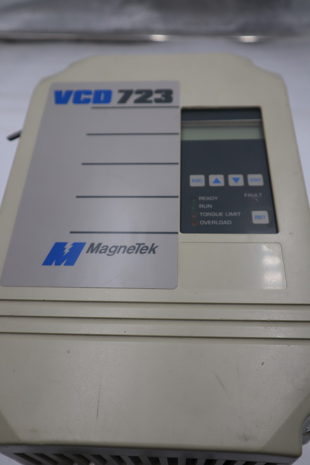 Used MAGNETEK 53SW2003-0000 VCD 723 3 PHASE AC DRIVE/45SW0000-0000 3HP STOCK 1397-C